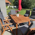 Penzion V Podzamci - Bezbarierove Apartmany V Centru Trebone Vendégház 4*