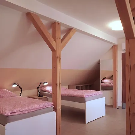 Pensionat V Podzamci 4*