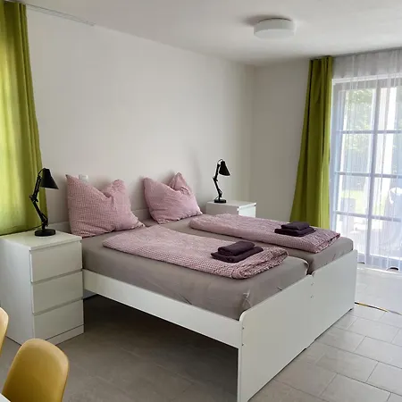 V Podzamci Guest house Trebon