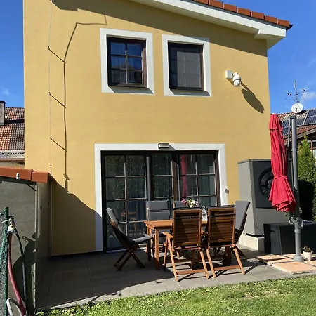 V Podzamci - Bezbarierove V Centru Trebone 4* Třeboň