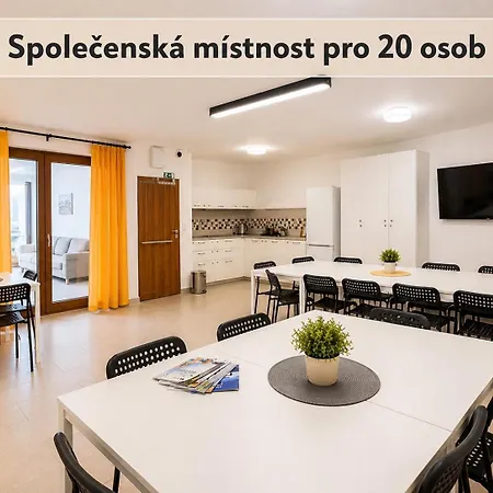 V Podzamci - Bezbarierove V Centru Trebone 4* Třeboň
